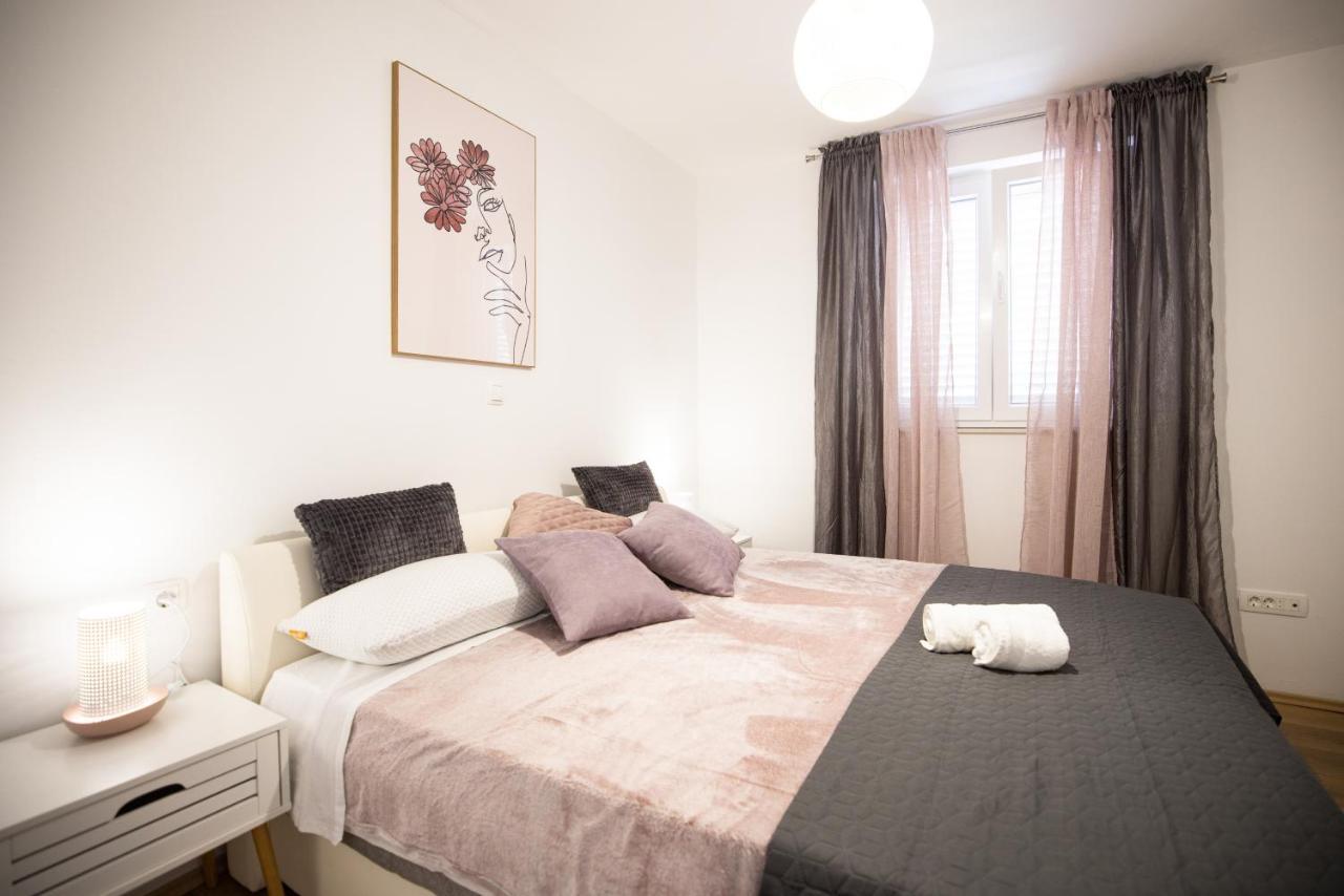 Apartmani Lelu Pridraga Eksteriør bilde