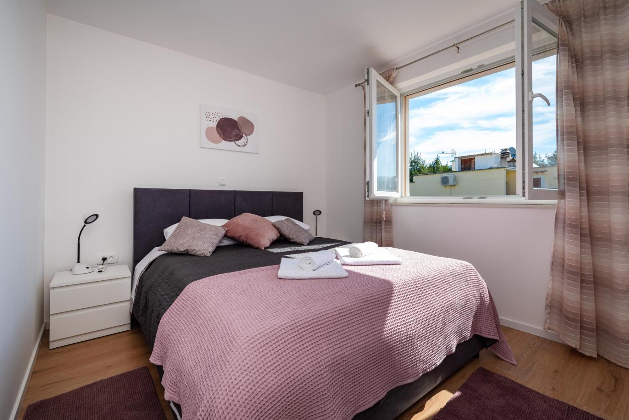 Apartmani Lelu Pridraga Eksteriør bilde